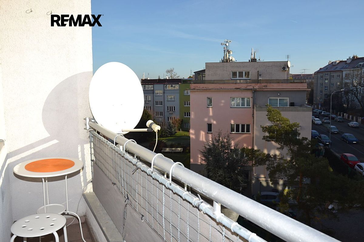 Pronájem bytu 1+kk 23 m² – fotografie 3