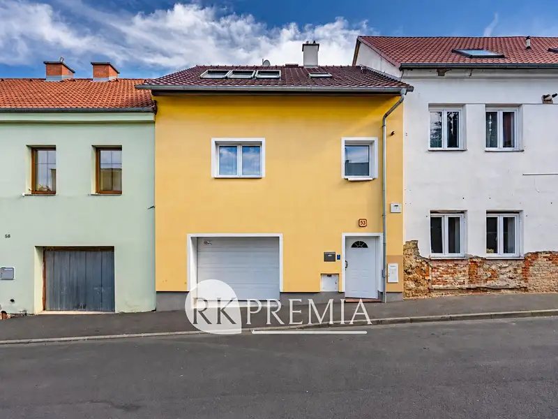 Prodej rodinného domu 171 m², pozemek 148 m², Teplice – náhled fotky 1