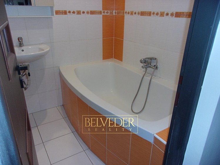 Квартира 2+kk в оренду, 54 м² (7 з 9)