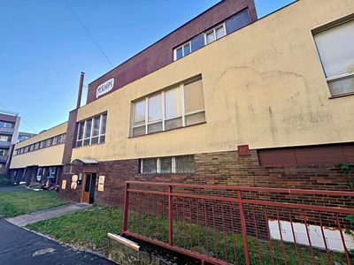 Prodej výrobní haly, prostoru 1056 m²