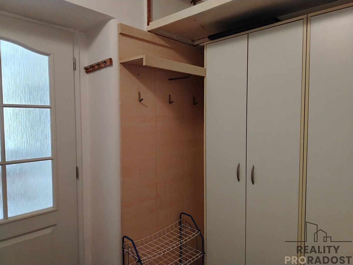 Pronájem bytu 1+1 42 m² – fotografie 3