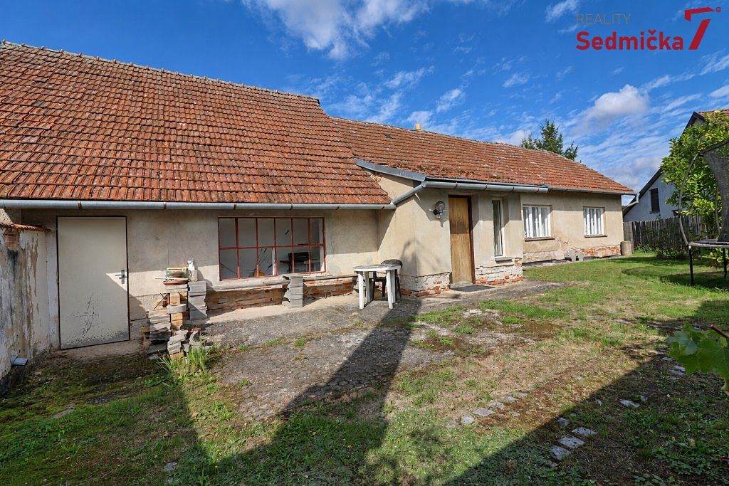 Prodej rodinného domu 160 m², pozemek 552 m² – fotografie 5