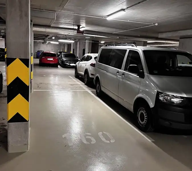 Prodej garážového stání 14 m², Praha – náhled fotky 3