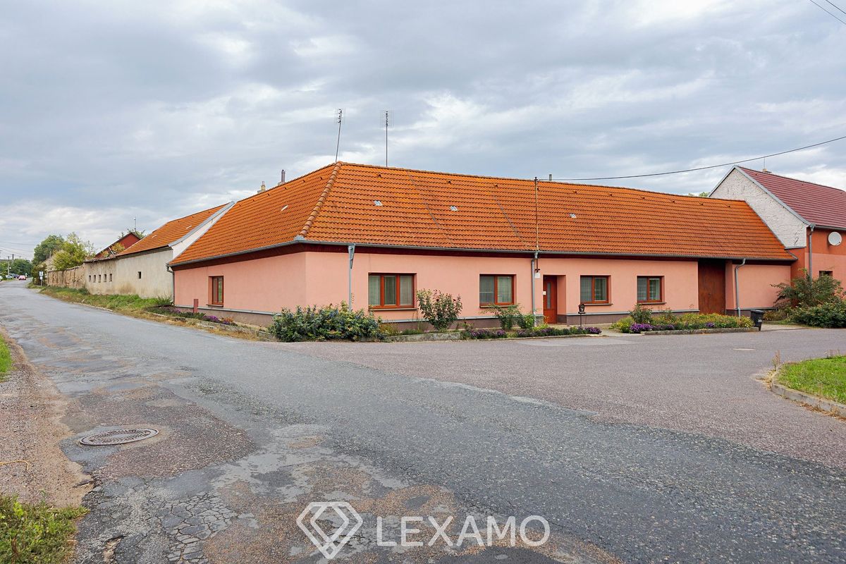 Prodej rodinného domu 150 m², pozemek 2037 m²