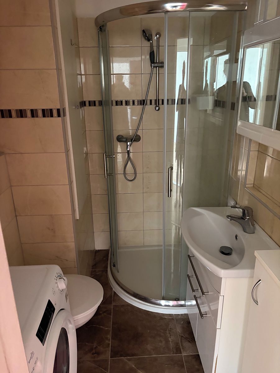 Pronájem bytu 1+1 32 m² – fotografie 2