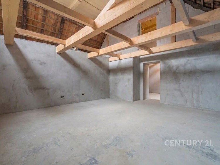 Prodej domu, 218 m² (15 z 17)