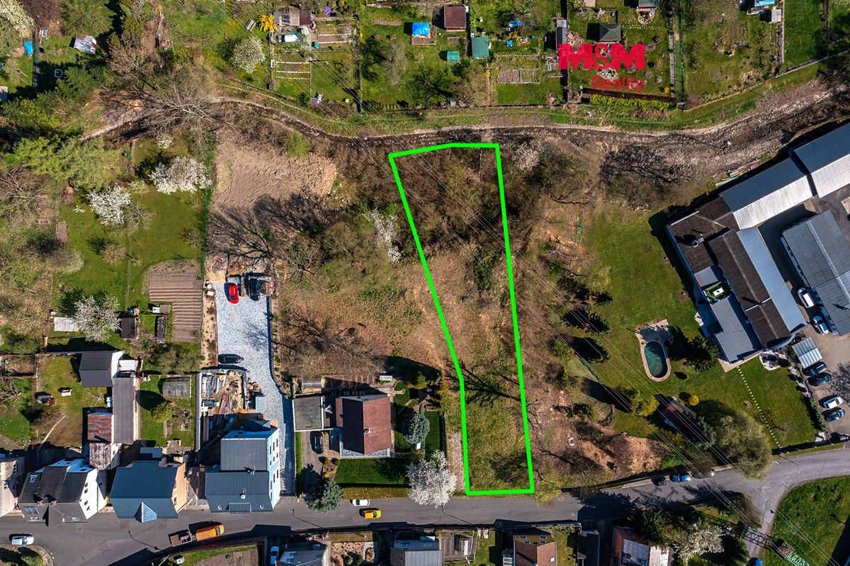 Prodej stavebního pozemku 1396 m², Děčín – fotka 1 z 3
