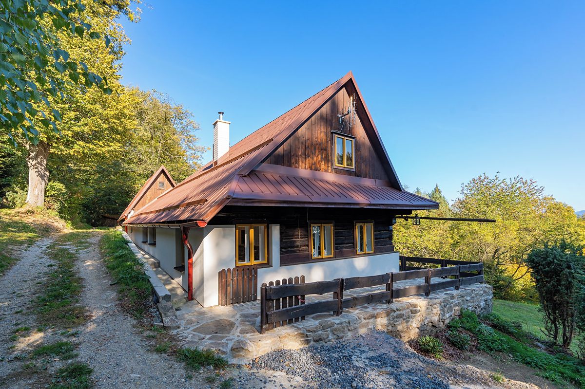 Pronájem chalupy 100 m², pozemek 10000 m²