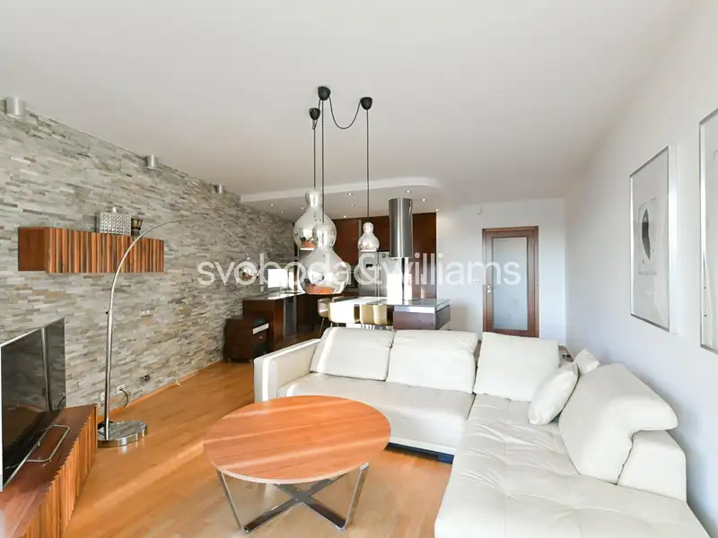 Pronájem bytu 4+kk 107 m², Praha – náhled fotky 2