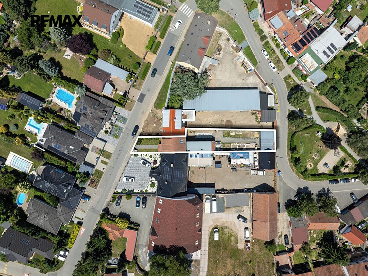 Будинок на продаж, 288 м² (3 з 38)