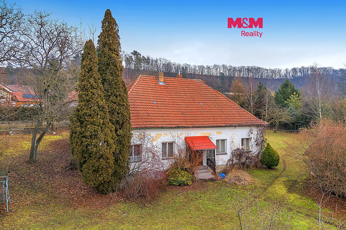 Prodej rodinného domu 120 m², pozemek 3621 m²