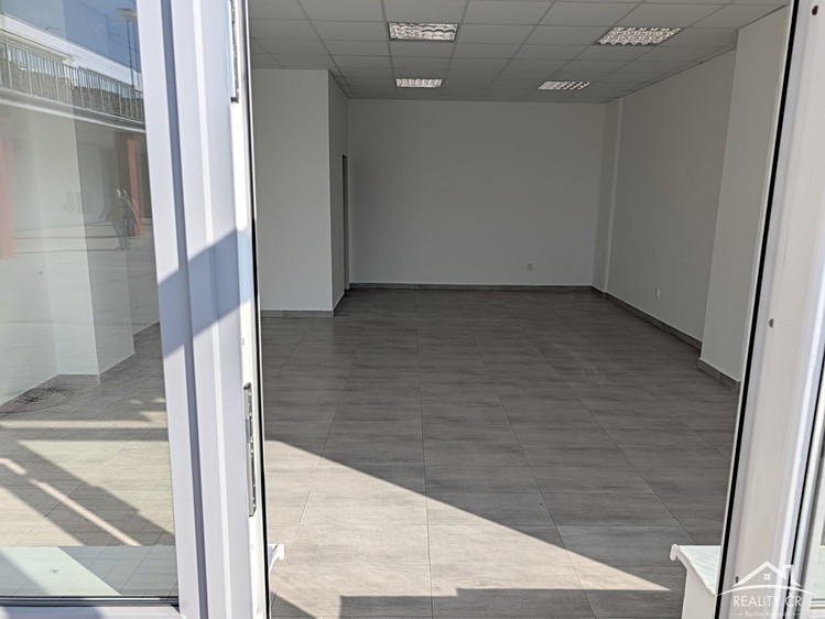 Pronájem komerčního prostoru, 47 m² (4 z 10)