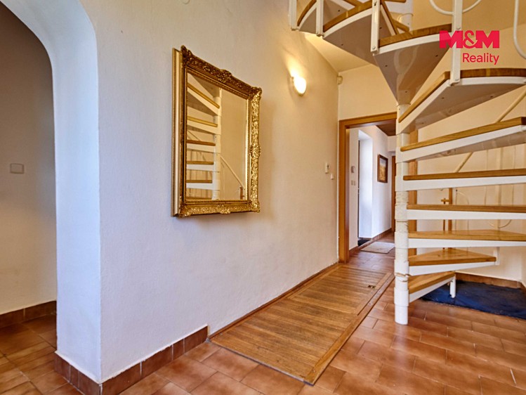 Prodej domu, 202 m² (17 z 20)