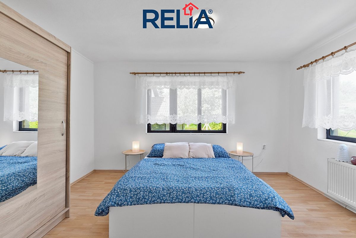 Prodej rodinného domu 231 m², pozemek 498 m² – fotografie 3