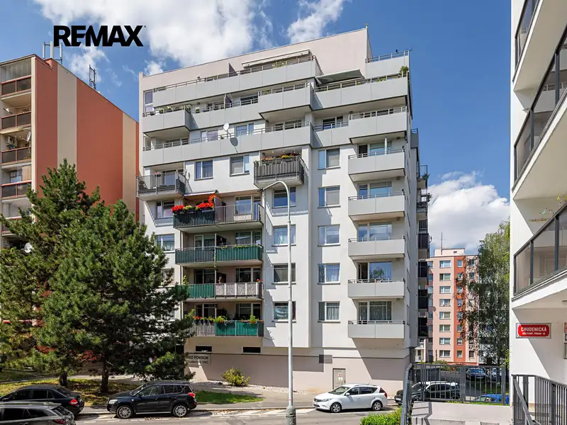 Prodej bytu 2+kk 42 m², Praha – náhled fotky 2