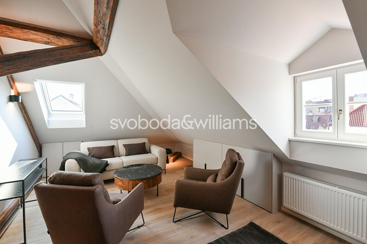 Prodej bytu 6 pokojů a více 266 m² – fotografie 2