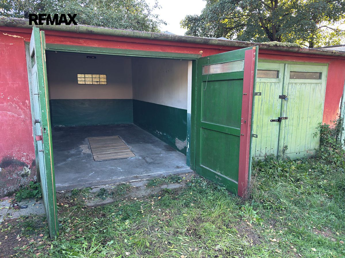 Prodej garáže 16 m² – fotografie 3