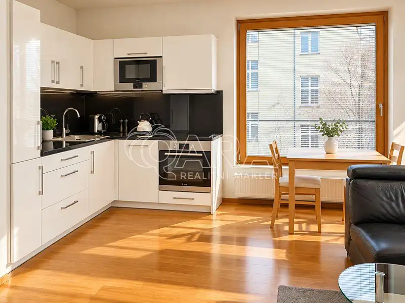 Pronájem bytu 2+kk 57 m², Praha – náhled fotky 1