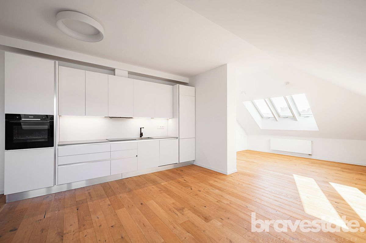 Pronájem bytu 3+kk 124 m²