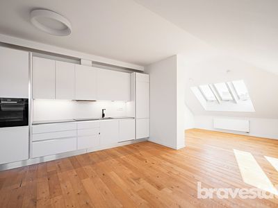 Pronájem bytu 3+kk 124 m²