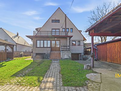 Prodej rodinného domu 258 m², pozemek 759 m²