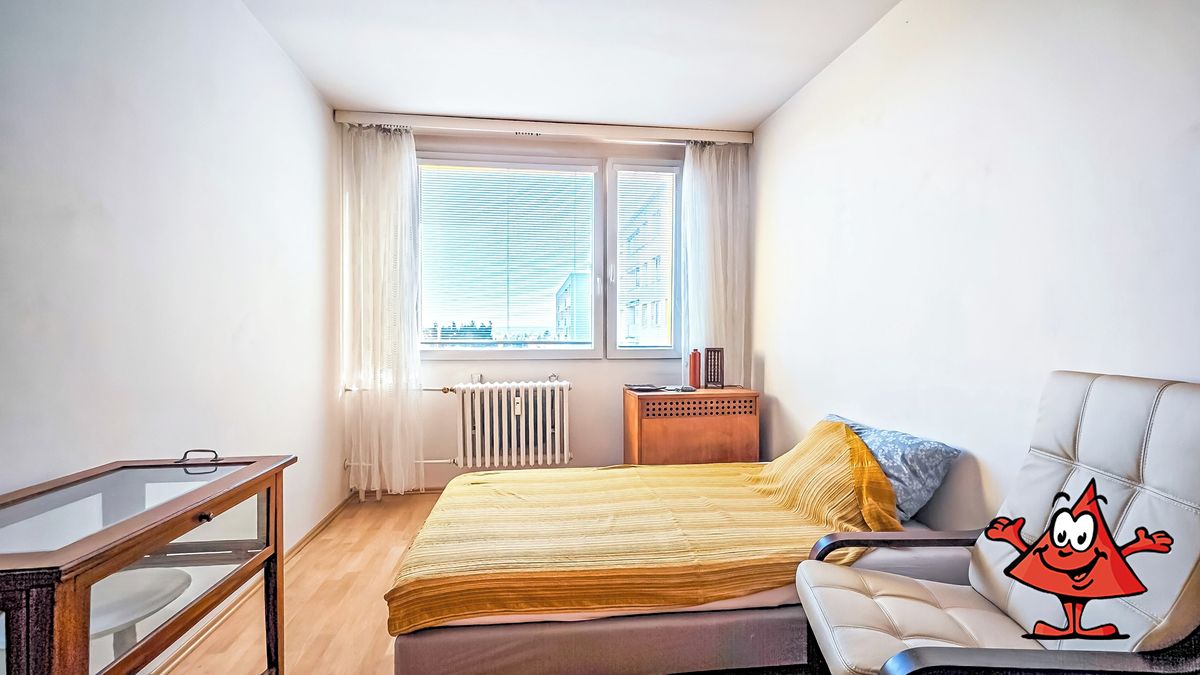 Pronájem bytu 2+kk 42 m² – fotografie 3