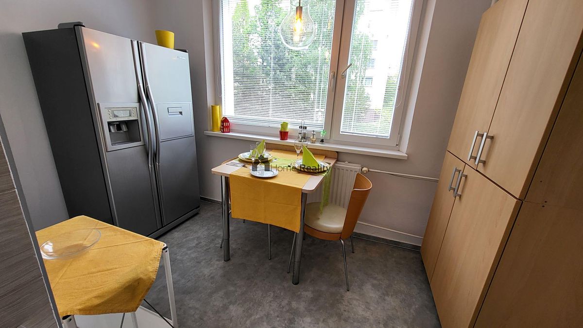 Pronájem bytu 2+1 60 m² – fotografie 4