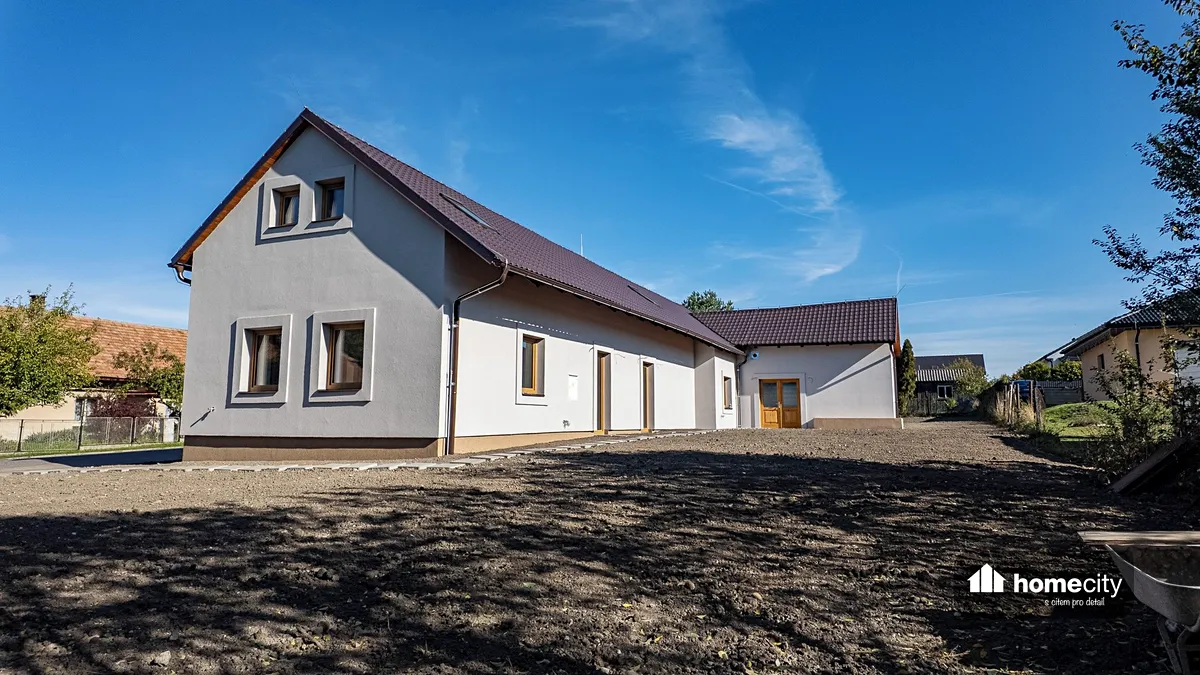 Prodej rodinného domu 140 m², pozemek 862 m²