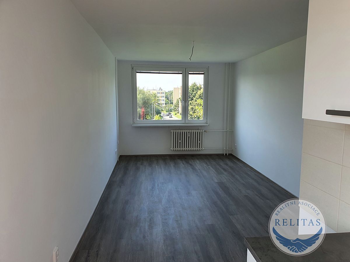 Pronájem bytu 2+kk 64 m² – fotografie 4