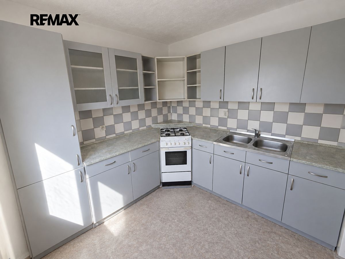 Prodej rodinného domu 150 m², pozemek 581 m² – fotografie 2