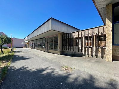 Prodej obchodního prostoru 230 m²