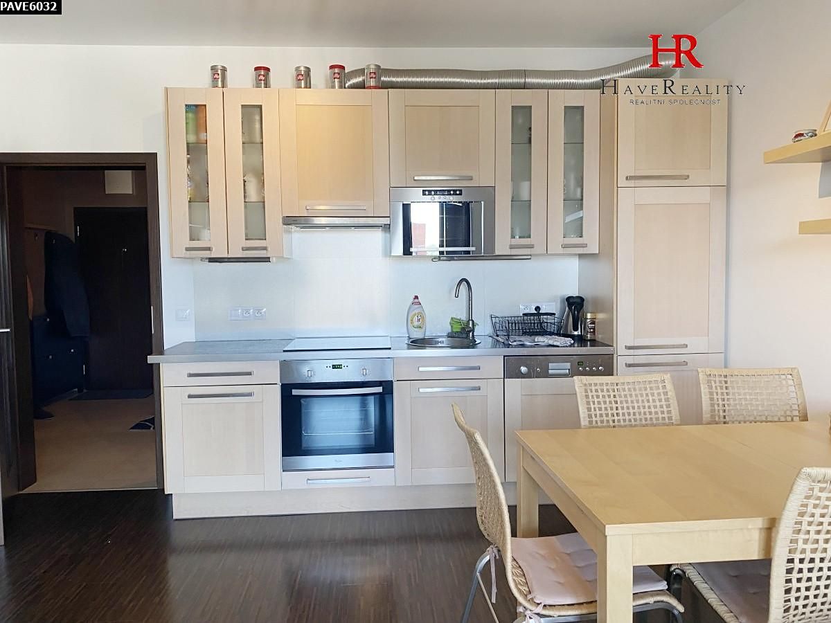 Pronájem bytu 2+kk 65 m² – fotografie 4
