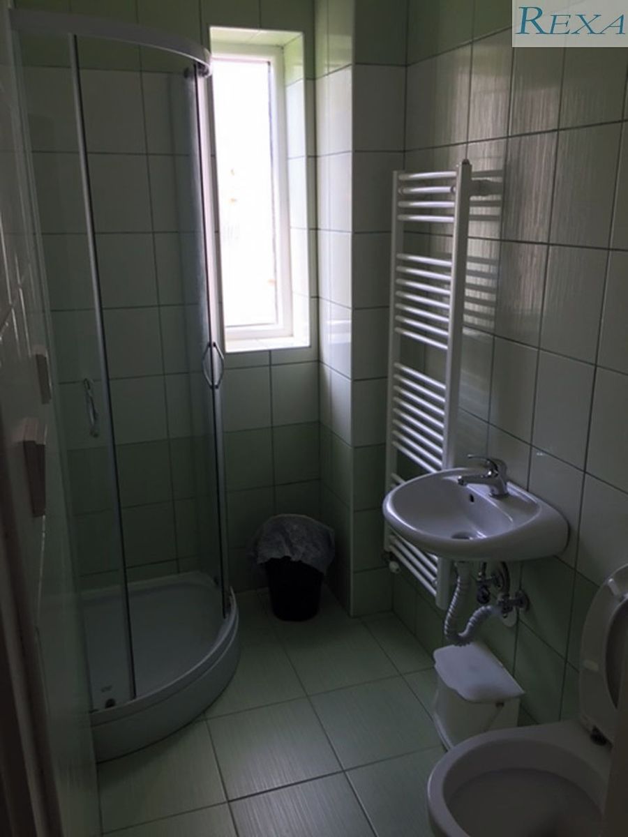 Pronájem bytu pokoje 20 m² – fotografie 3