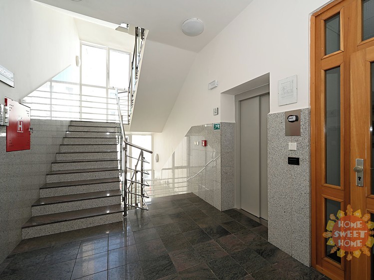 Pronájem komerčního prostoru, 41 m² (8 z 12)