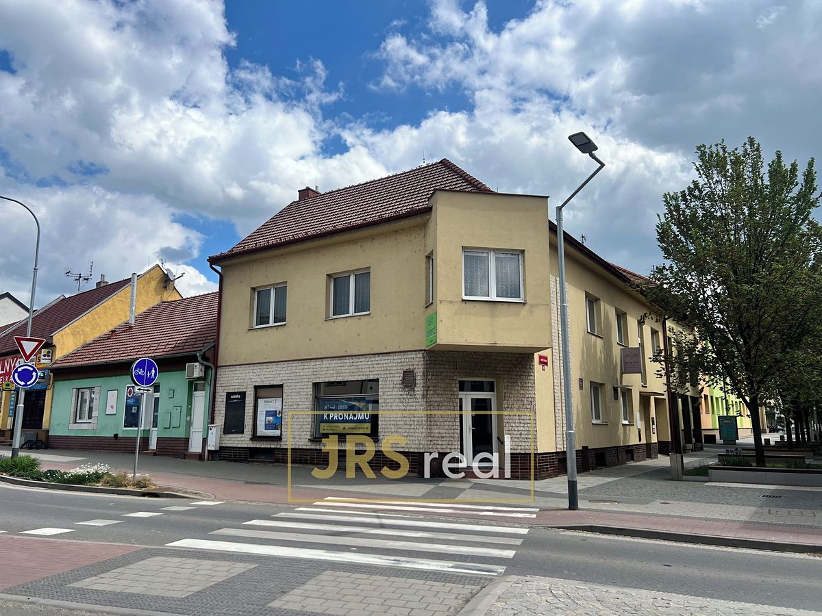 Pronájem obchodního prostoru 143 m², Veselí nad Moravou – fotka 1 z 3