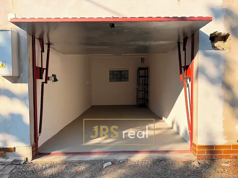 Prodej garáže 18 m², Hustopeče – náhled fotky 2