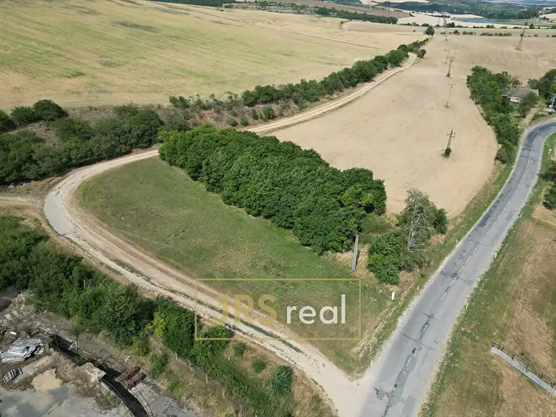 Prodej komerčního pozemku 3025 m², Boleradice – náhled fotky 3