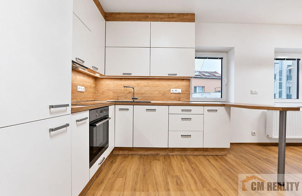 Pronájem bytu 2+kk 68 m²