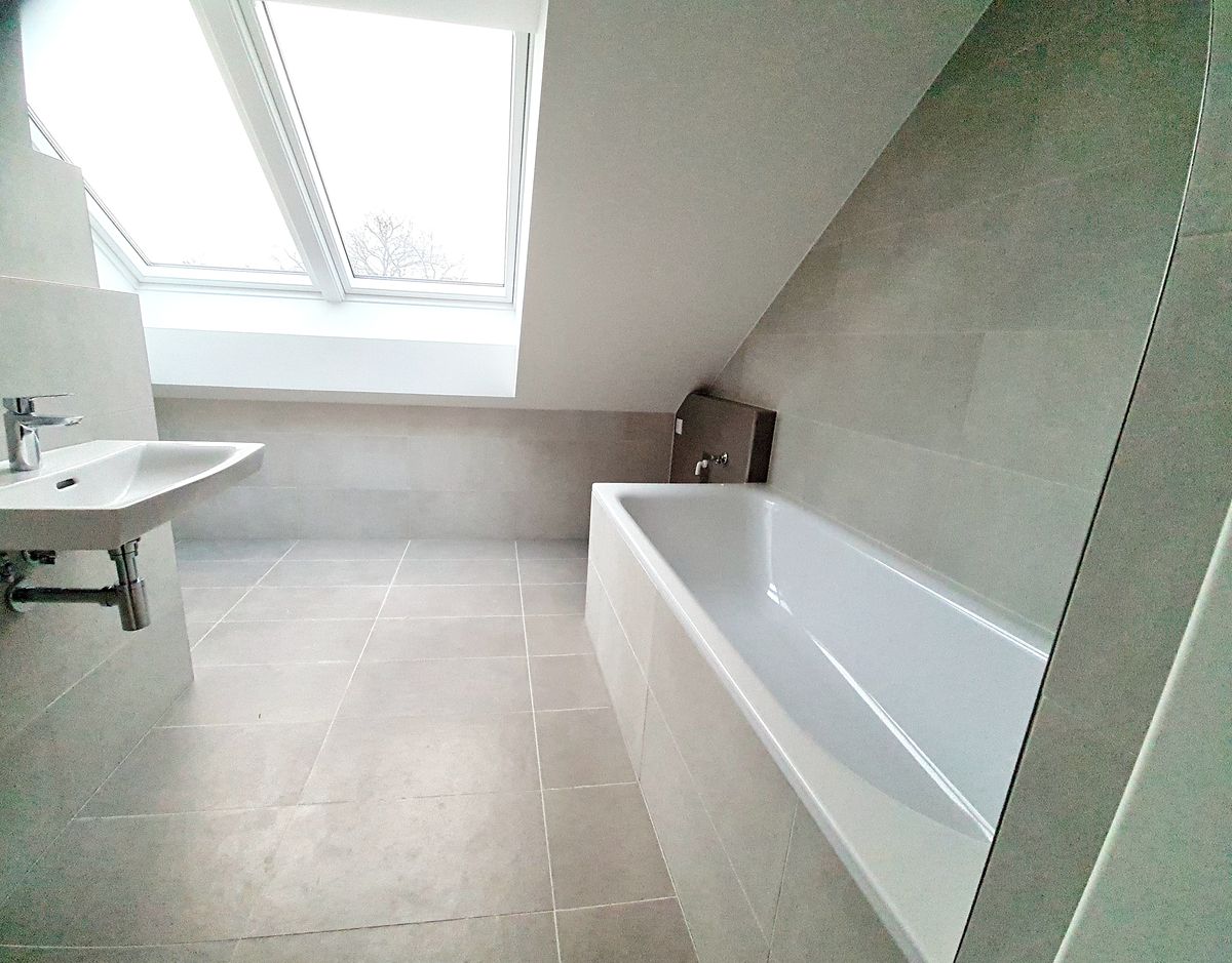 Pronájem bytu 4+kk 112 m² – fotografie 3