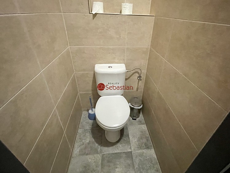 Комерційне приміщення в оренду, 26 м² (6 з 8)