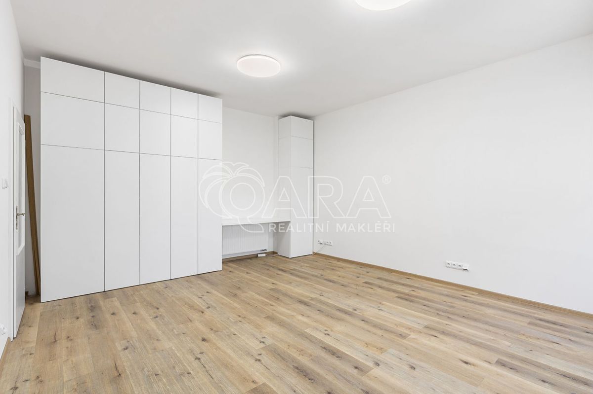 Pronájem bytu 3+kk 74 m² – fotografie 5