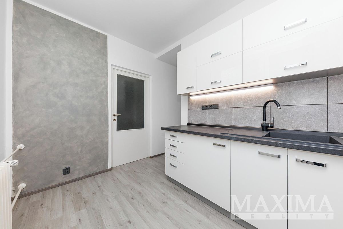 Pronájem bytu 1+1 38 m² – fotografie 2