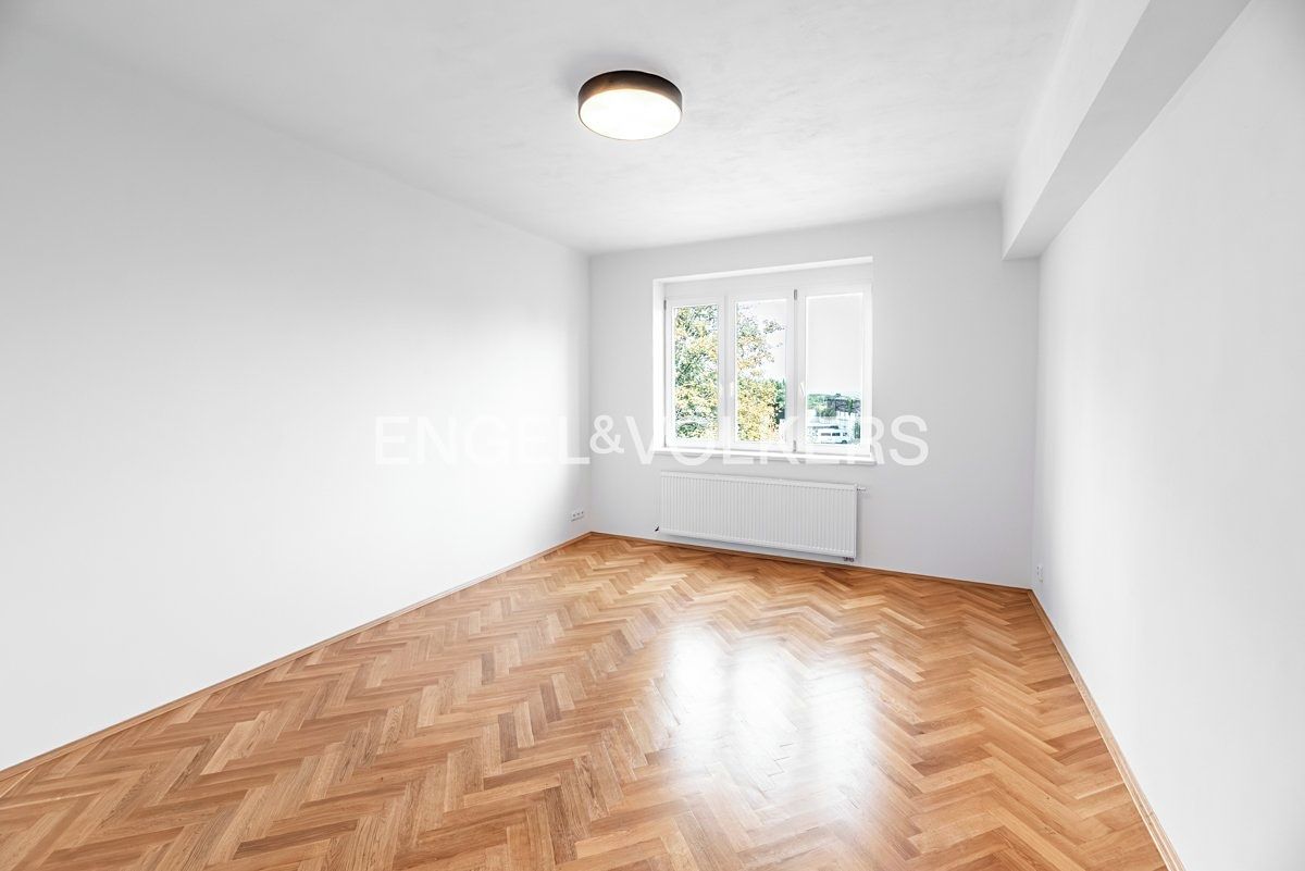 Pronájem bytu 3+kk 82 m² – fotografie 5