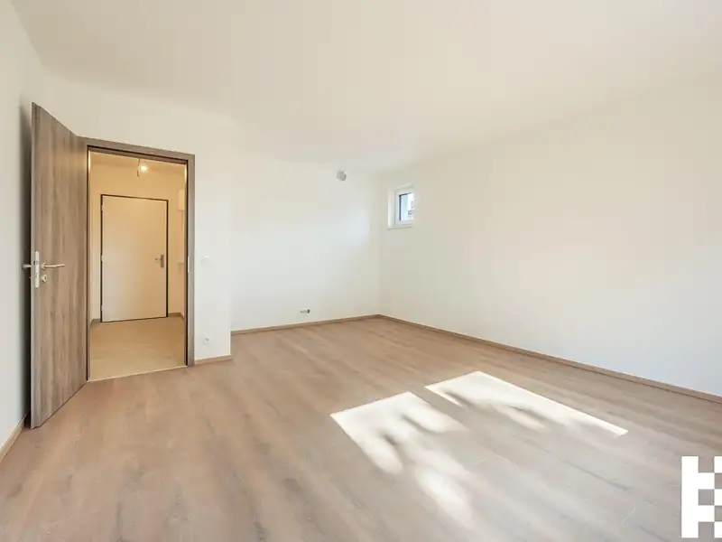 Prodej bytu 1+kk 34 m², Praha – náhled fotky 3