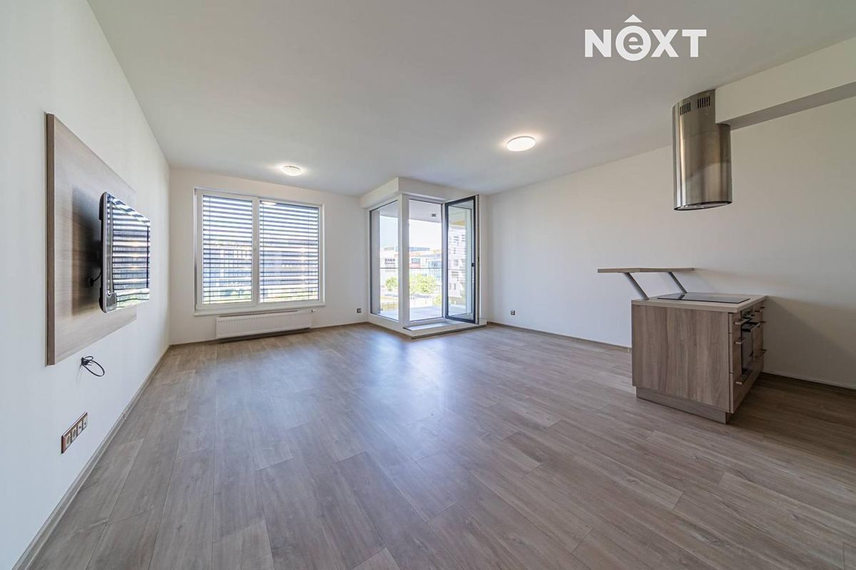 Pronájem bytu 1+kk 44 m² – fotografie 4
