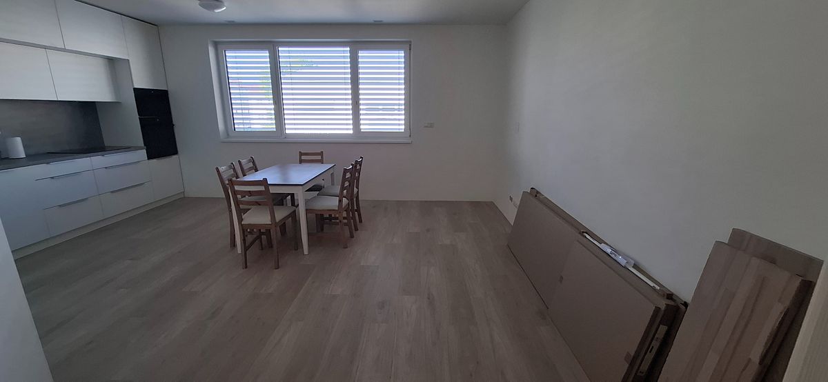 Pronájem bytu 2+kk 50 m² – fotografie 4