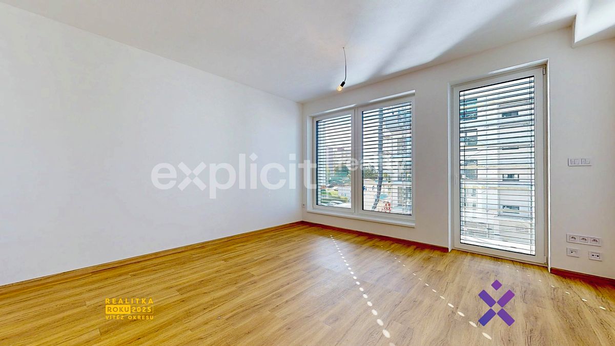 Pronájem bytu 1+kk 33 m² – fotografie 4