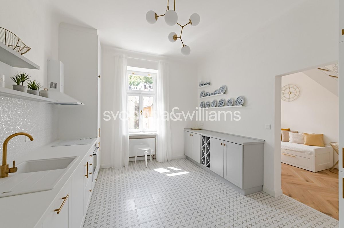 Pronájem bytu 4+1 127 m² – fotografie 5