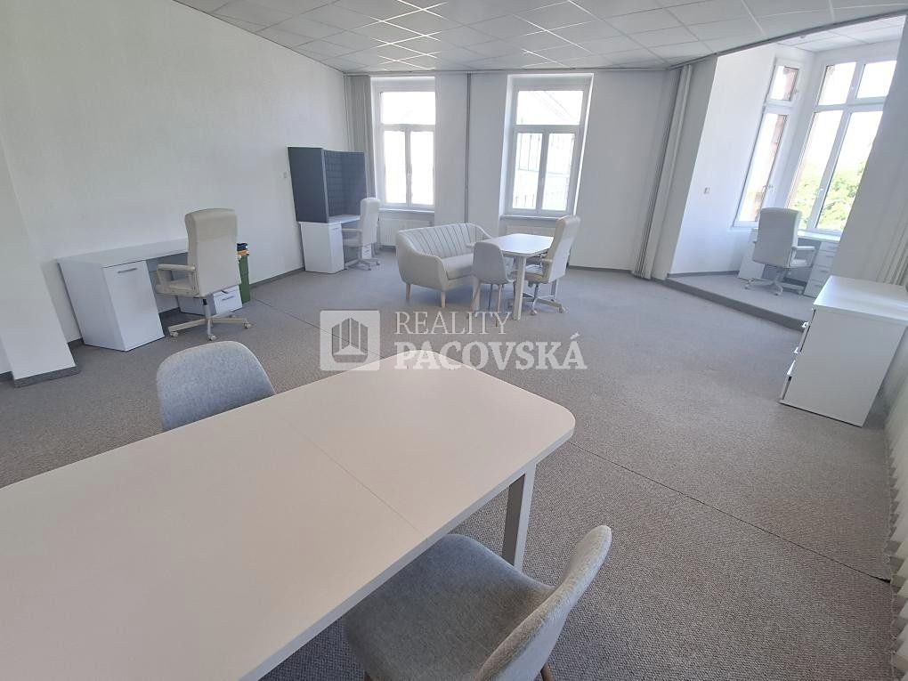 Pronájem kanceláře 76 m² – fotografie 2