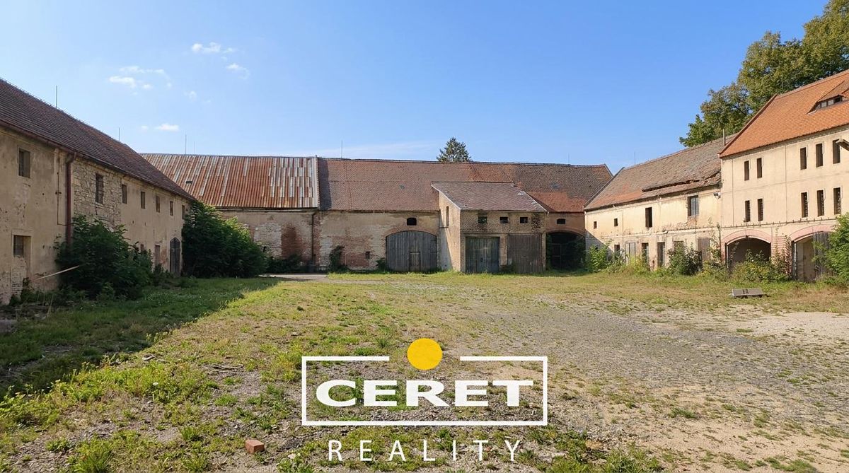Prodej komerční nemovitosti 3500 m² – fotografie 4